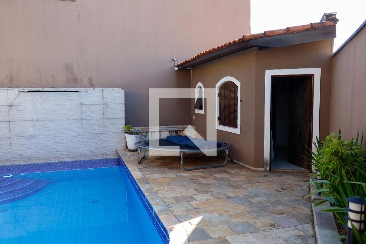Casa, 3 quartos, 375 m² - Foto 110