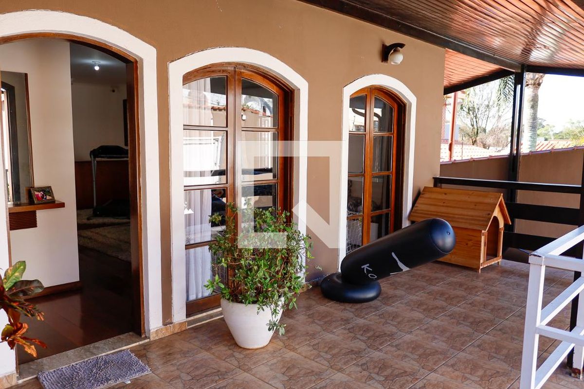 Casa, 3 quartos, 375 m² - Foto 130