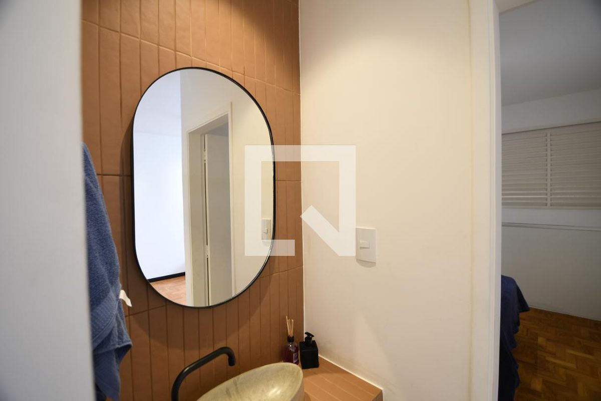 Apartamento à Venda - Centro, 1 Quarto,  50 m2 em , Campinas - sp | SoloBR