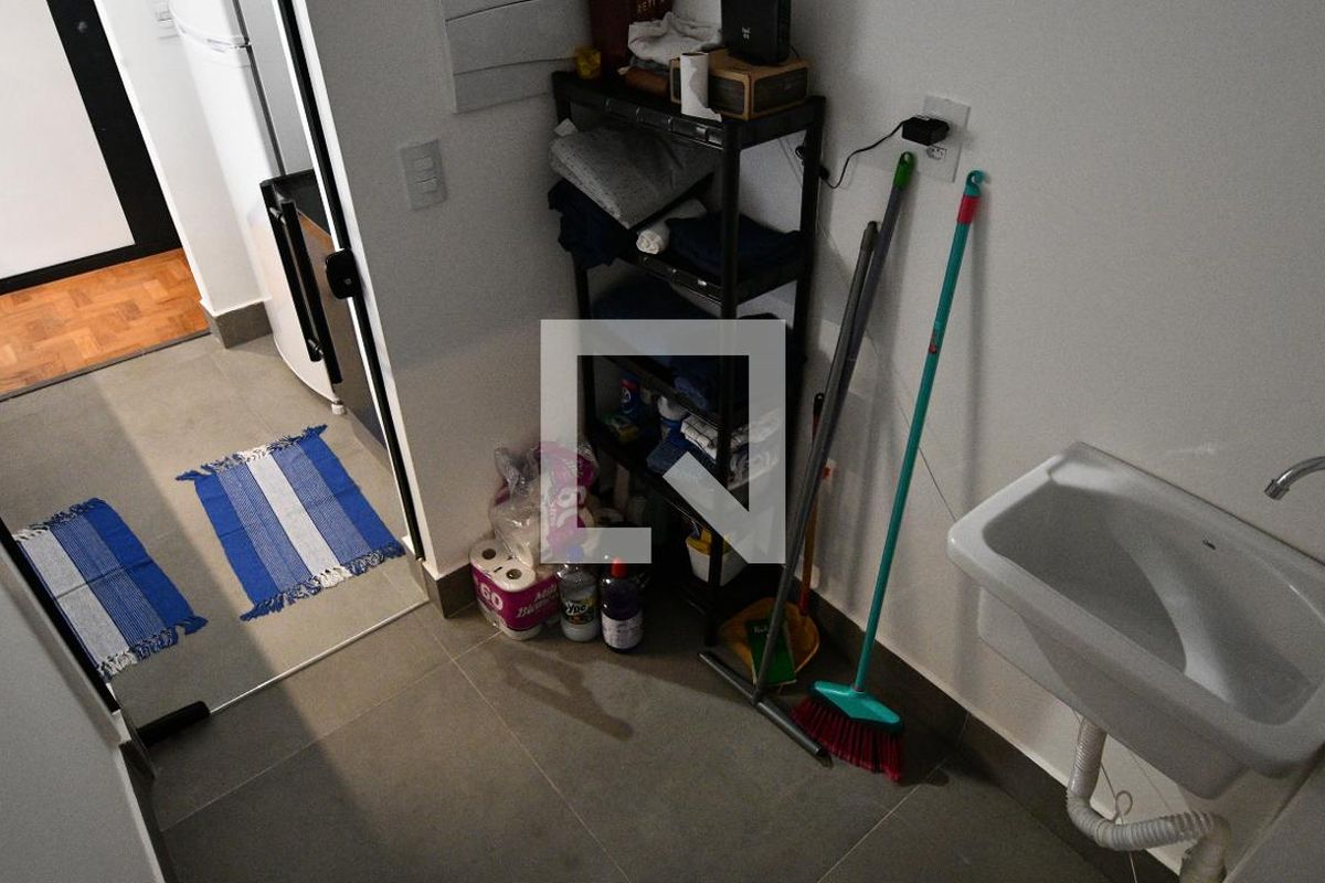 Apartamento à Venda - Centro, 1 Quarto,  50 m2 em , Campinas - sp | SoloBR