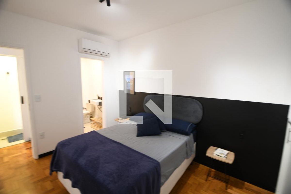 Apartamento à Venda - Centro, 1 Quarto,  50 m2 em , Campinas - sp | SoloBR