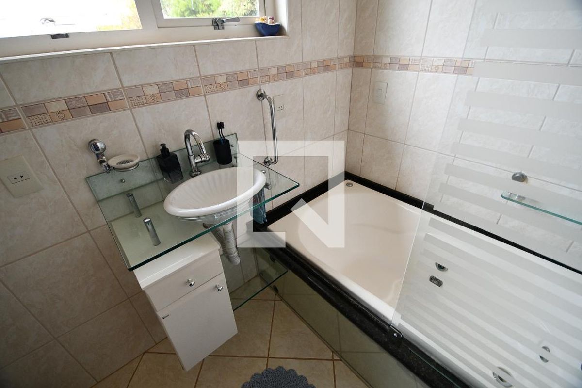 Casa à Venda - Mansões Santo Antônio, 4 Quartos,  292 m2 em , Campinas - sp | SoloBR