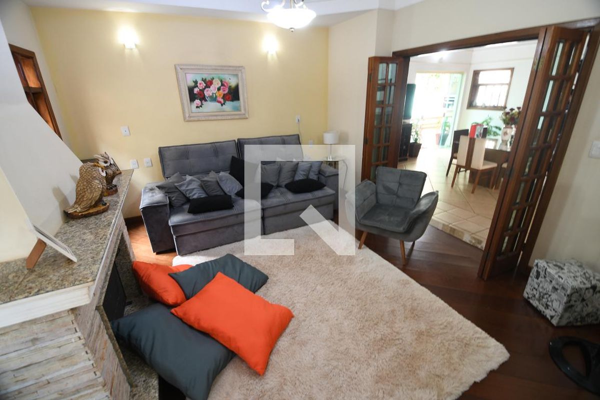 Casa à Venda - Mansões Santo Antônio, 4 Quartos,  292 m2 em , Campinas - sp | SoloBR