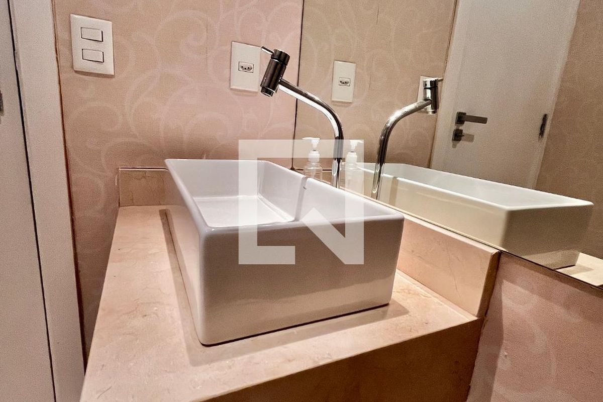 Apartamento à Venda - Cambuí, 3 Quartos,  186 m2 em , Campinas - sp | SoloBR