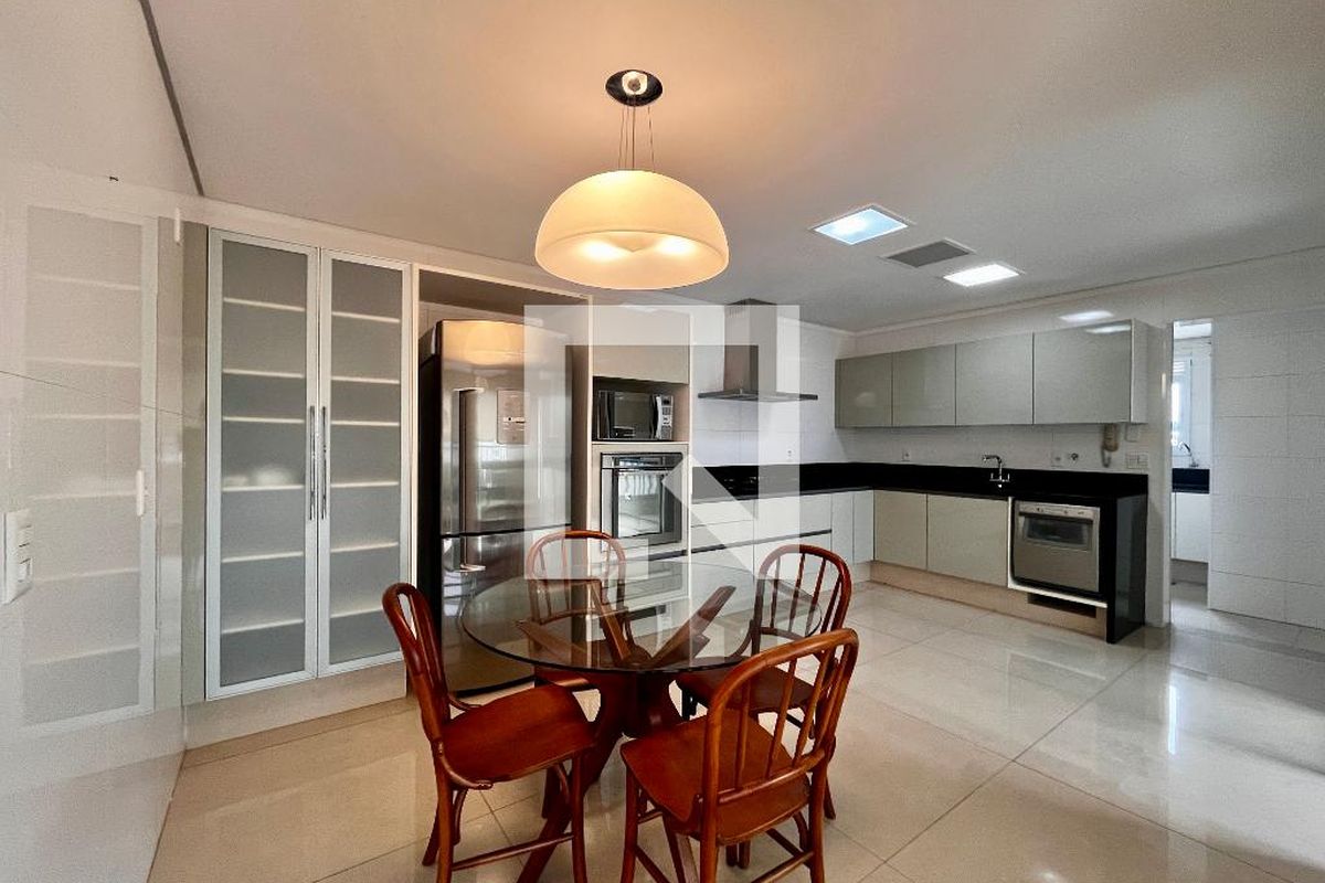 Apartamento à Venda - Cambuí, 3 Quartos,  186 m2 em , Campinas - sp | SoloBR