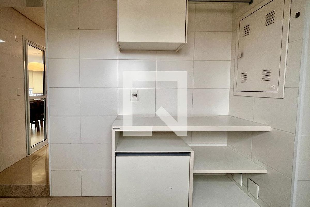 Apartamento à Venda - Cambuí, 3 Quartos,  186 m2 em , Campinas - sp | SoloBR