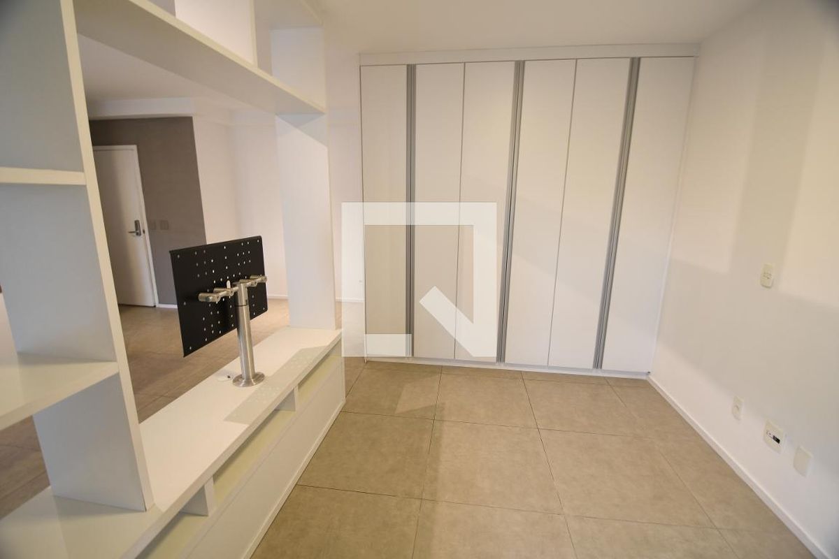 Apartamento à Venda - Bosque, 1 Quarto,  44 m2 em , Campinas - sp | SoloBR