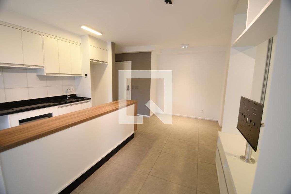 Apartamento à Venda - Bosque, 1 Quarto,  44 m2 em , Campinas - sp | SoloBR