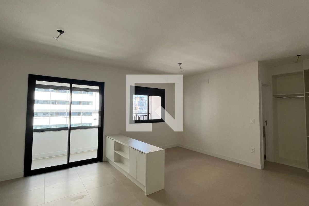 Apartamento à Venda - Bosque, 1 Quarto,  46 m2 em , Campinas - sp | SoloBR