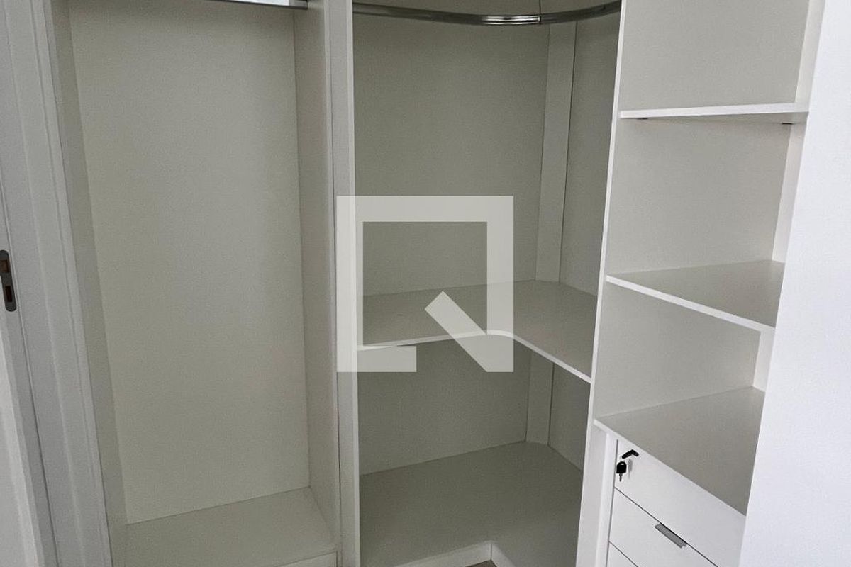 Apartamento à Venda - Bosque, 1 Quarto,  46 m2 em , Campinas - sp | SoloBR