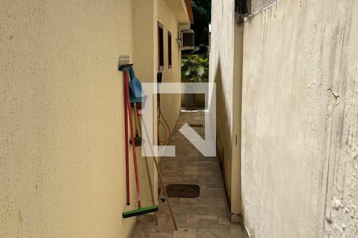 Casa, 3 quartos, 287 m² - Foto 24