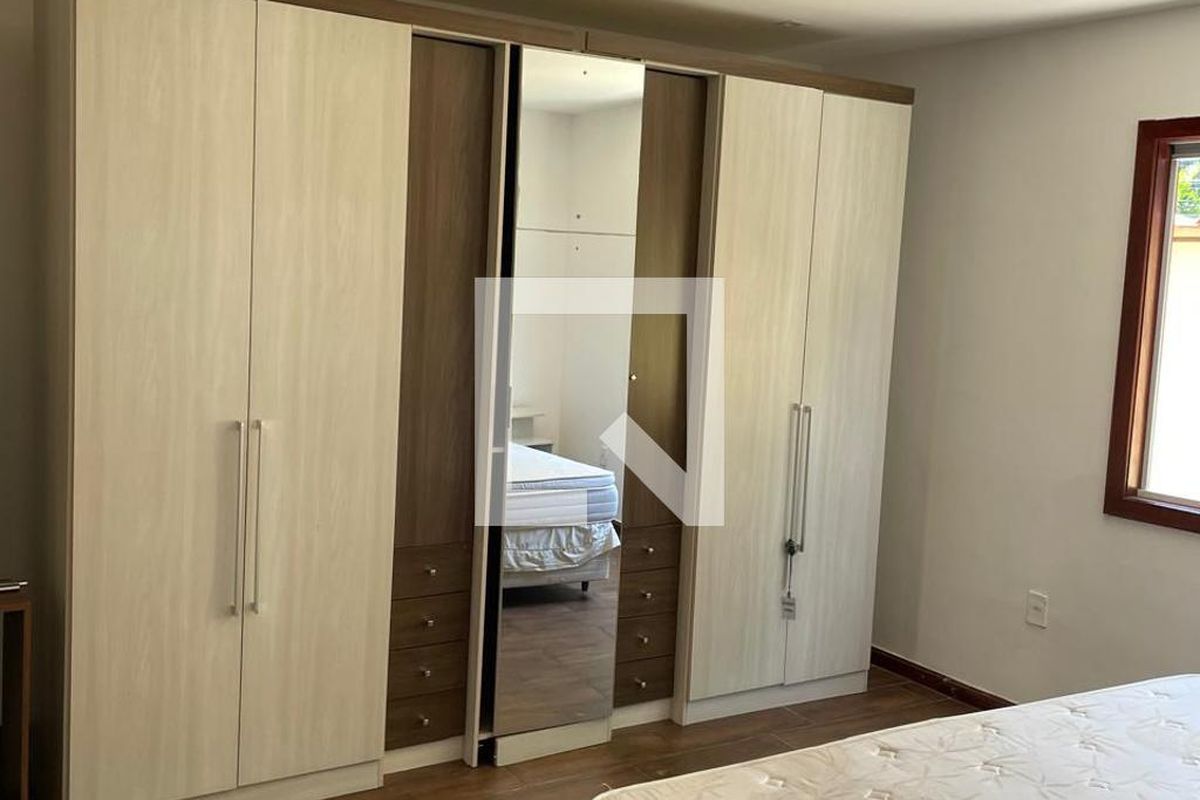 Casa, 3 quartos, 287 m² - Foto 76