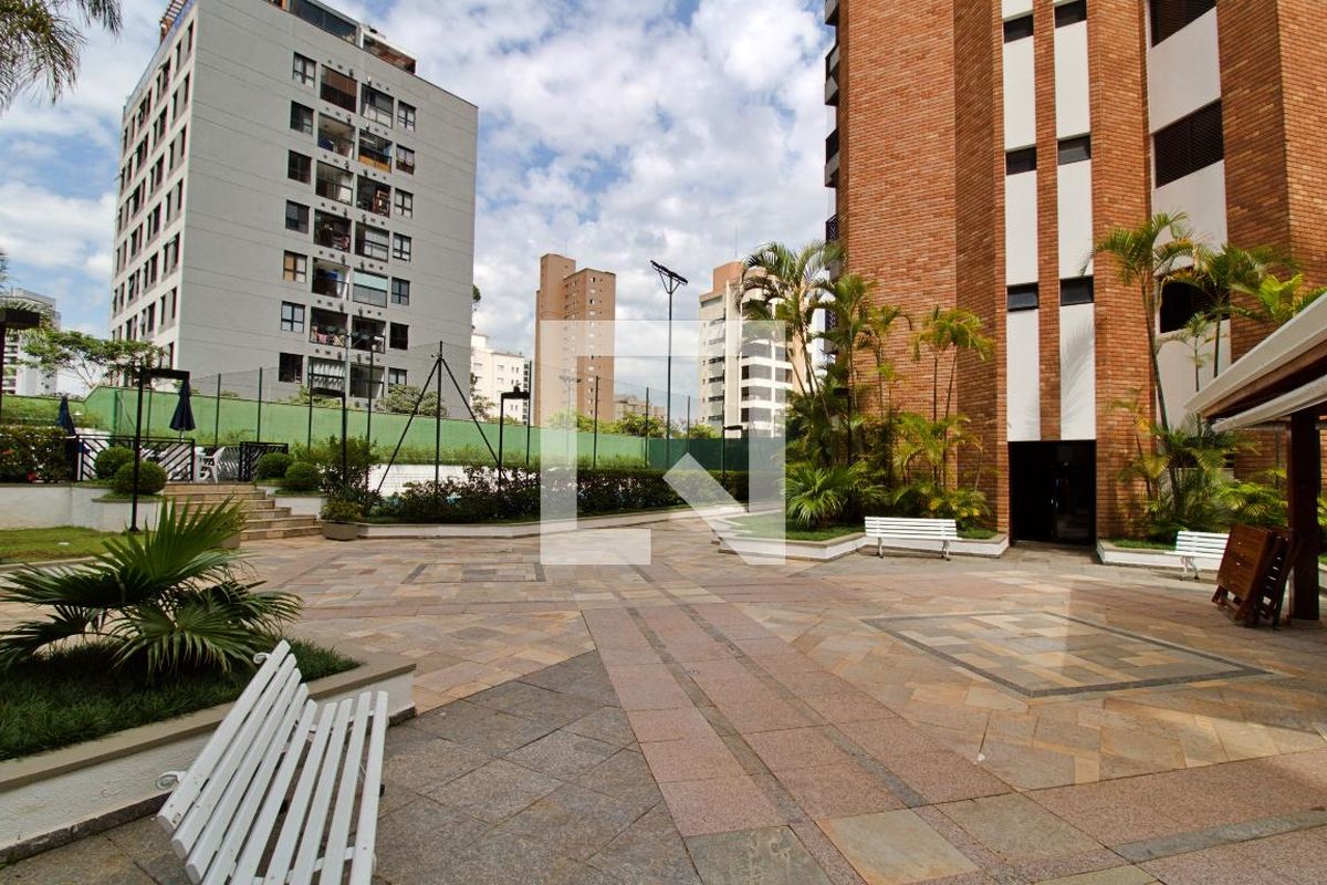 Apartamento, 3 quartos, 145 m² - Foto 140