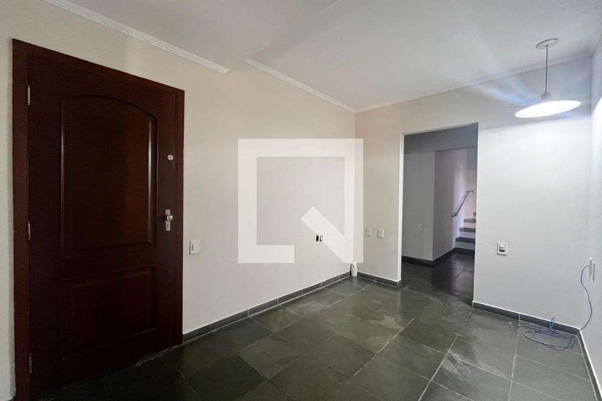 Casa à Venda - Jardim Santana, 3 Quartos,  355 m2 em , Campinas - sp | SoloBR