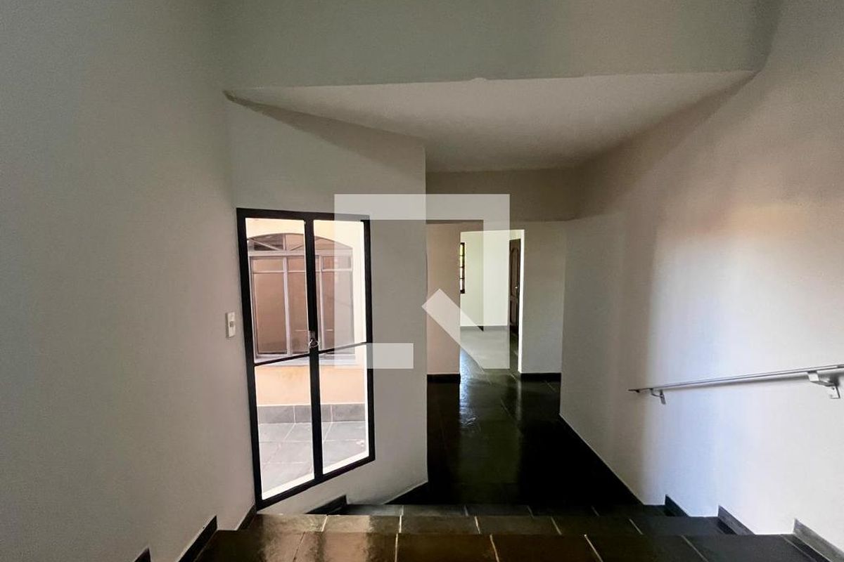 Casa à Venda - Jardim Santana, 3 Quartos,  355 m2 em , Campinas - sp | SoloBR