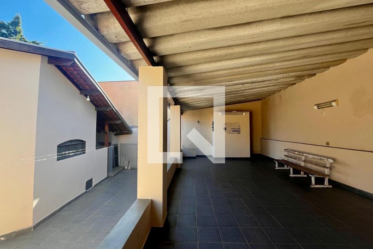 Casa à Venda - Jardim Santana, 3 Quartos,  355 m2 em , Campinas - sp | SoloBR