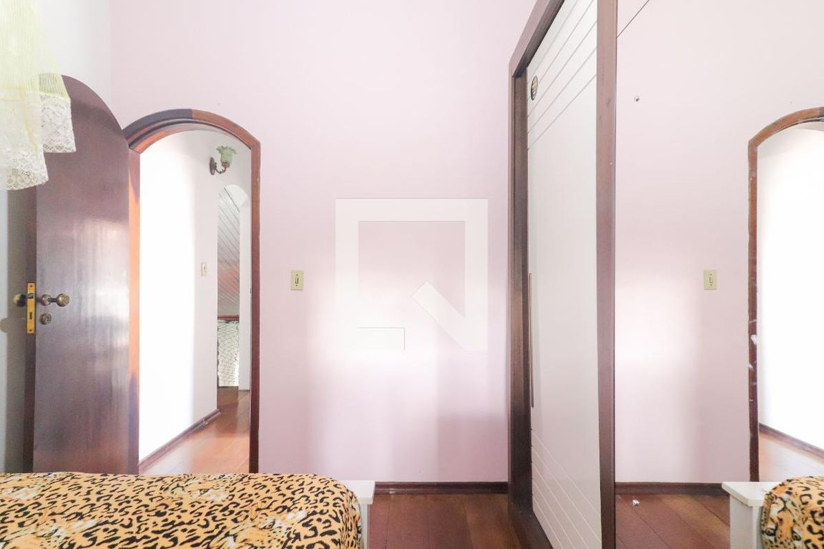 Casa, 5 quartos, 300 m² - Foto 44