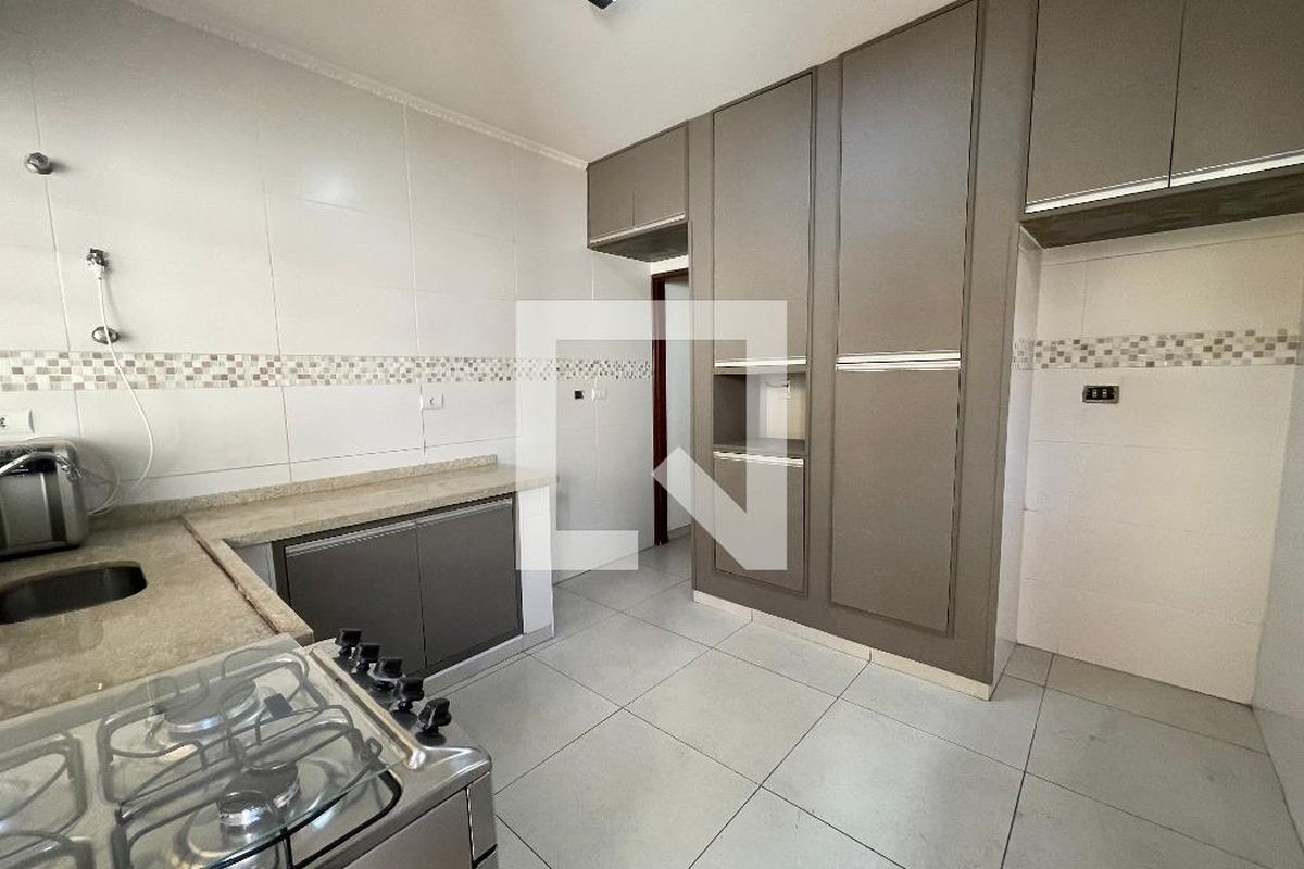 Casa, 3 quartos, 200 m² - Foto 99