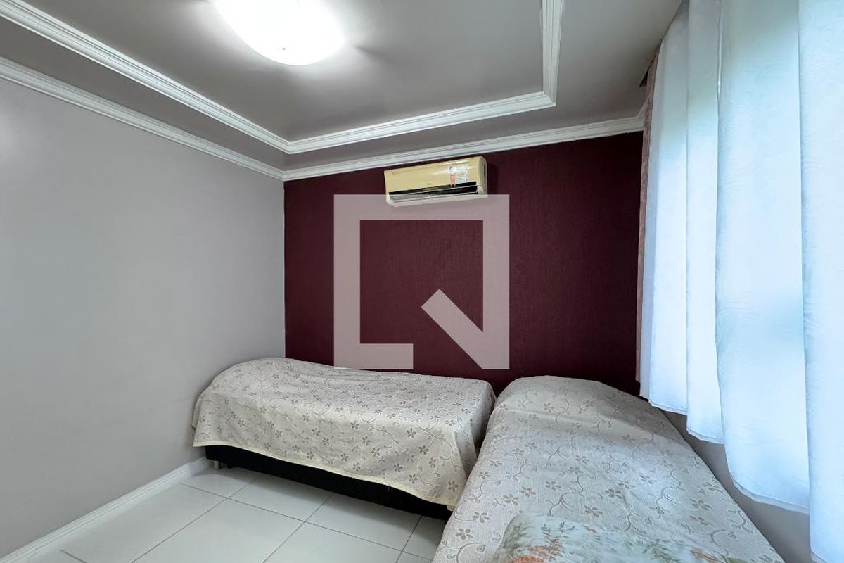 Casa, 4 quartos, 280 m² - Foto 70