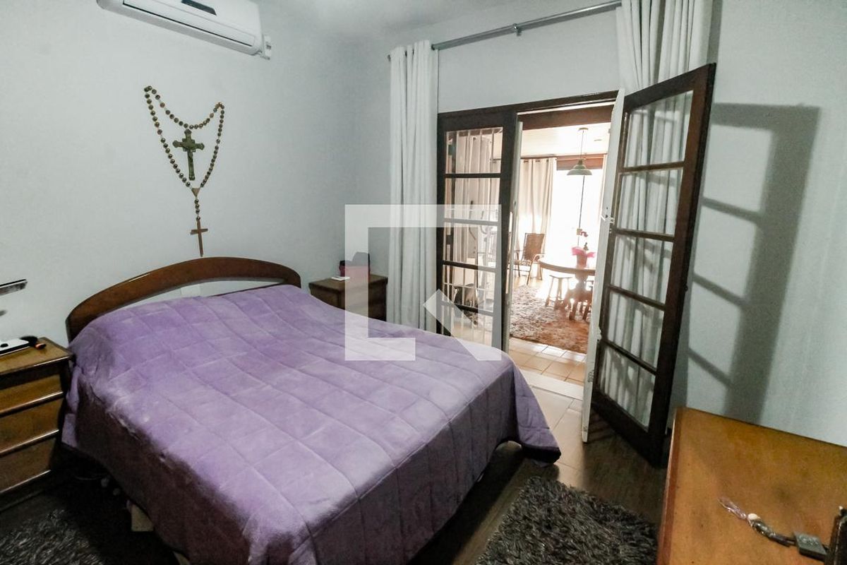 Casa, 4 quartos, 250 m² - Foto 30