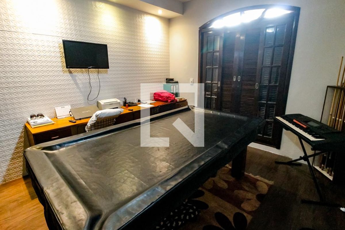 Casa, 4 quartos, 250 m² - Foto 28