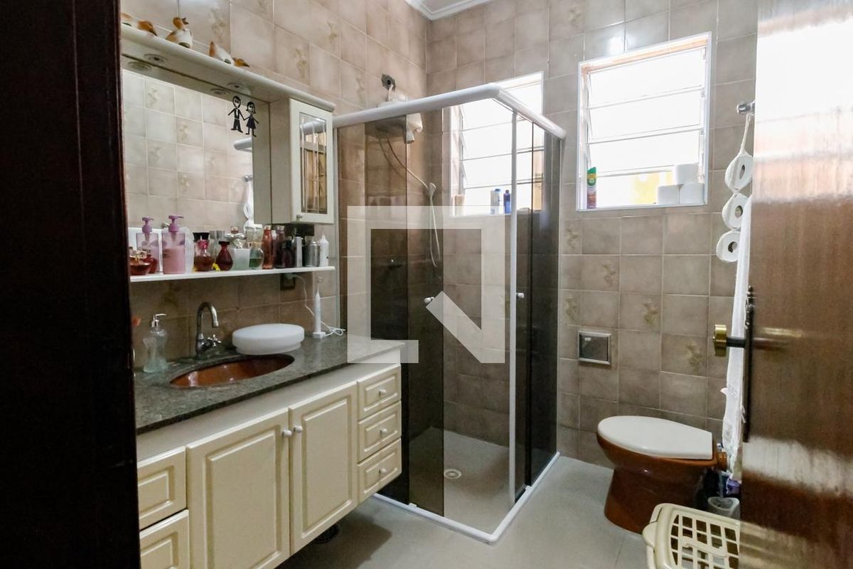 Casa, 4 quartos, 250 m² - Foto 46