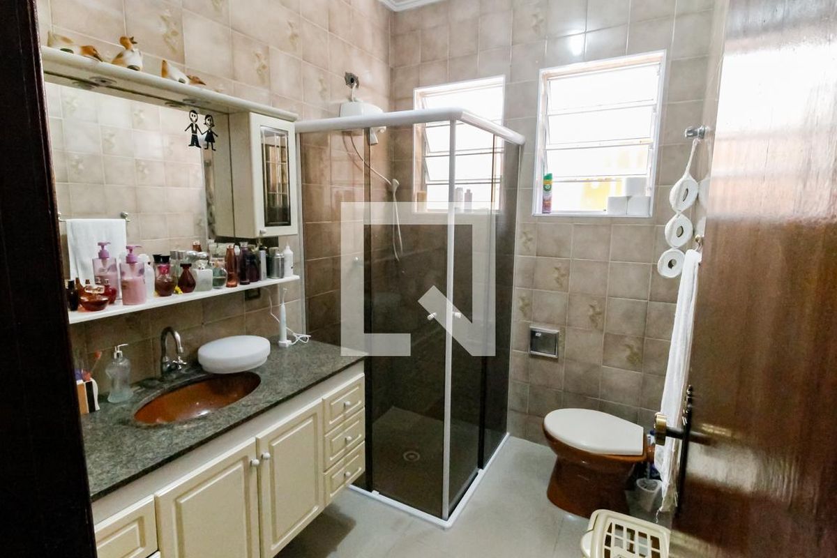 Casa, 4 quartos, 250 m² - Foto 40