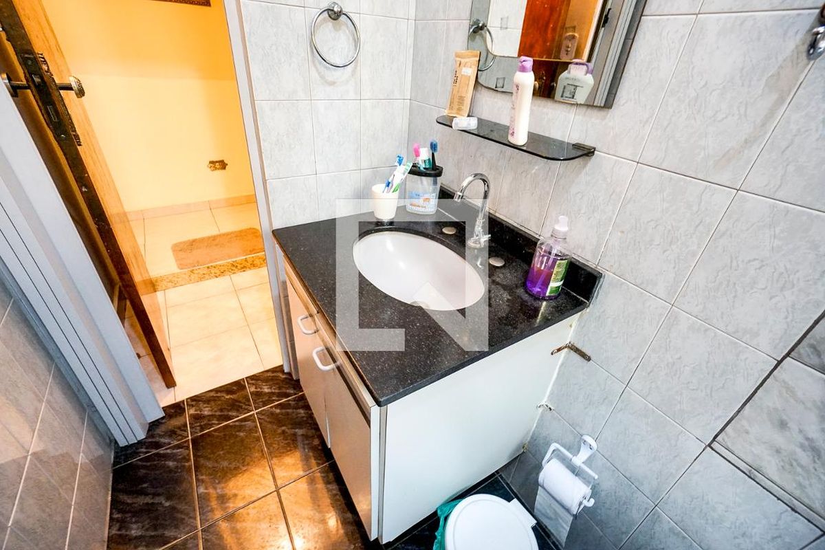 Casa, 4 quartos, 232 m² - Foto 32