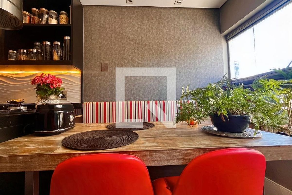 Apartamento à Venda - Cambuí, 2 Quartos,  140 m2 em , Campinas - sp | SoloBR