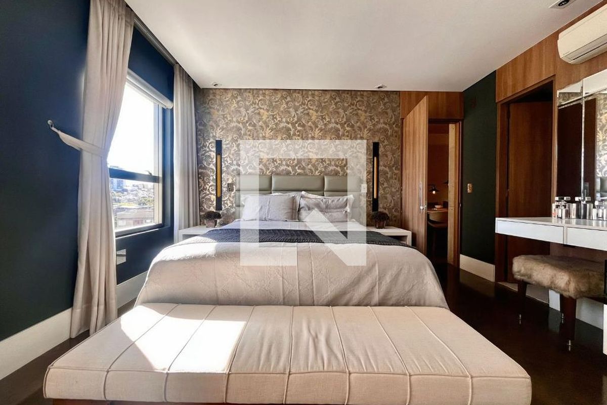 Apartamento à Venda - Cambuí, 2 Quartos,  140 m2 em , Campinas - sp | SoloBR