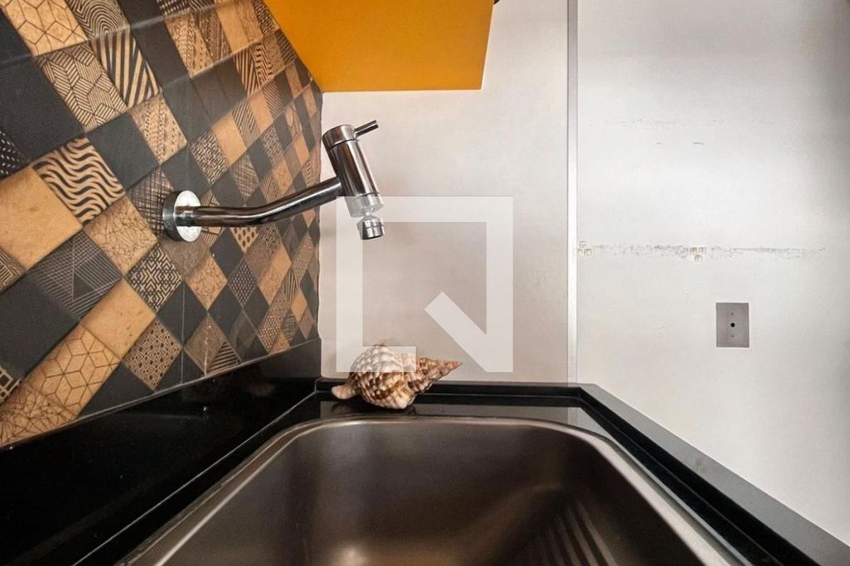 Apartamento à Venda - Cambuí, 2 Quartos,  140 m2 em , Campinas - sp | SoloBR