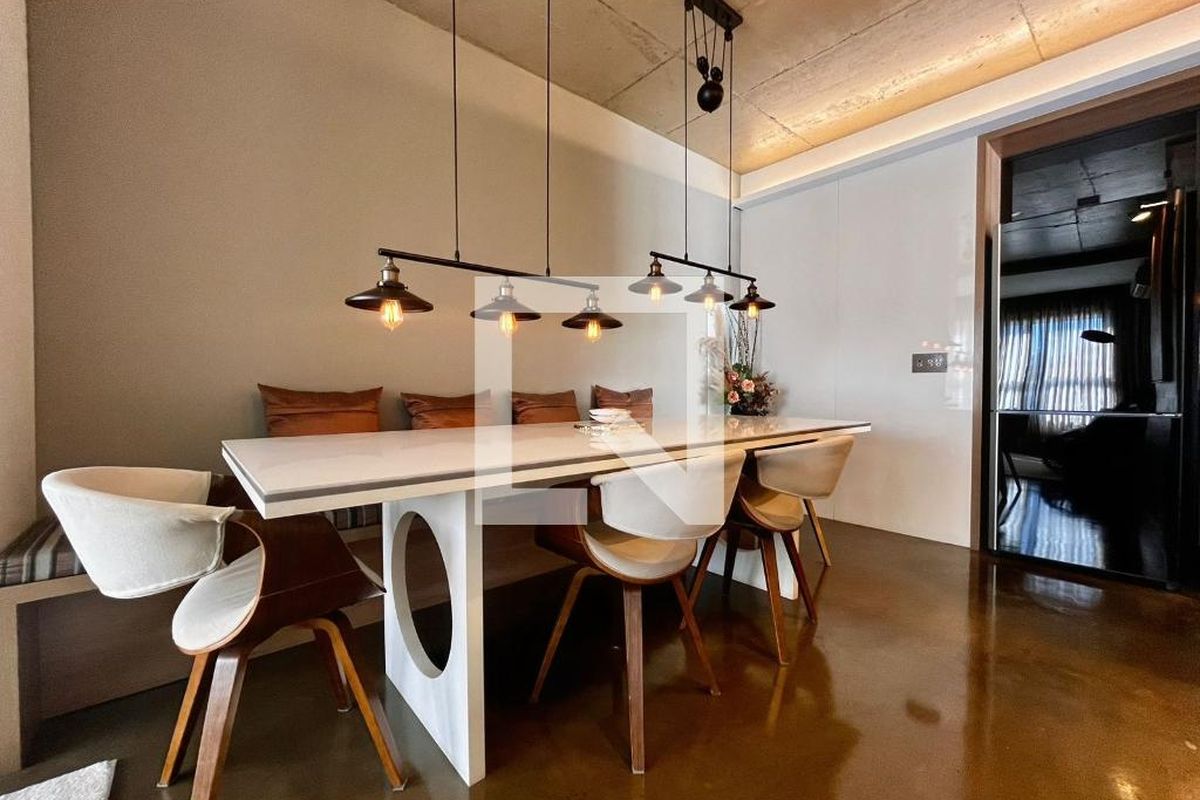 Apartamento à Venda - Cambuí, 2 Quartos,  140 m2 em , Campinas - sp | SoloBR