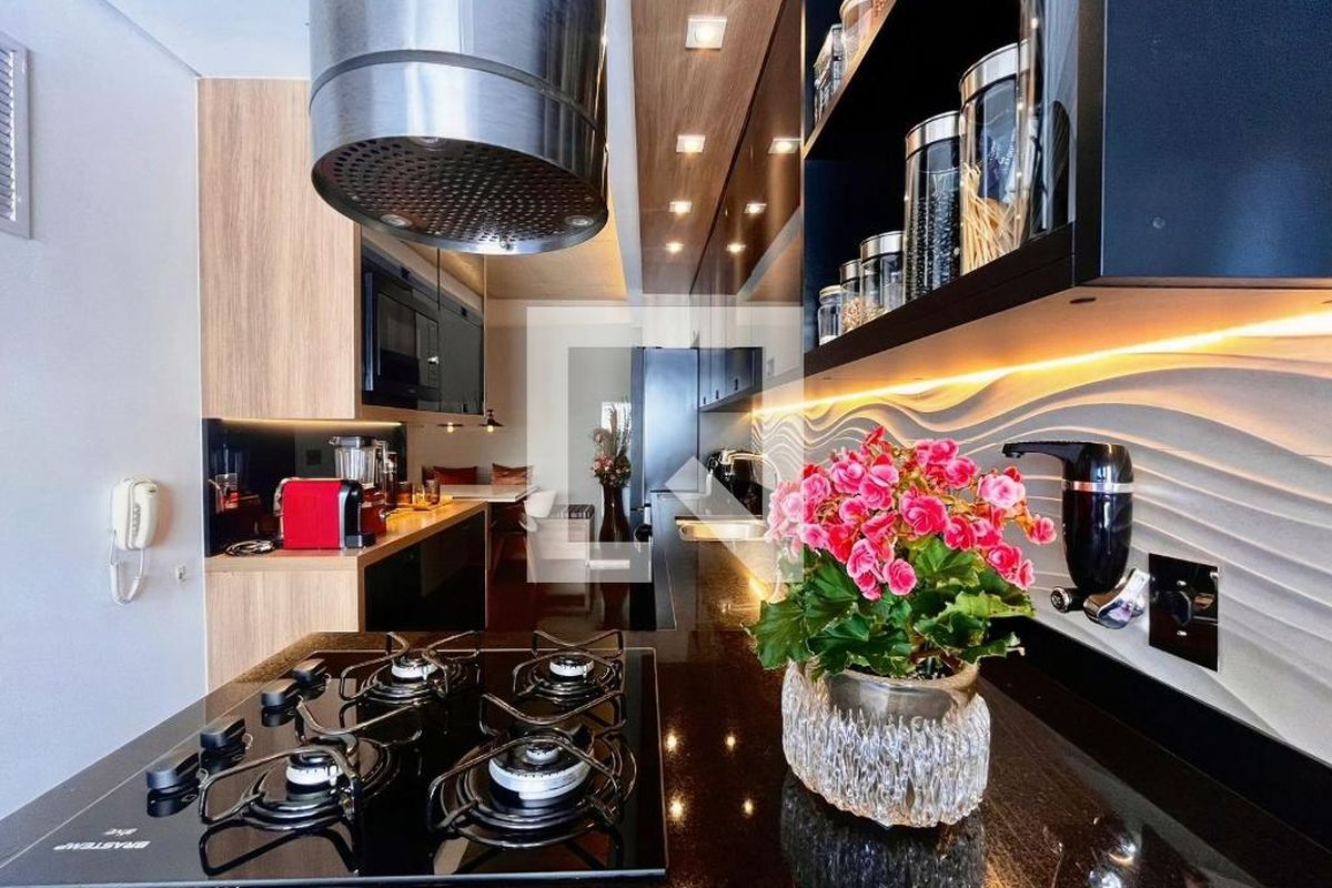 Apartamento à Venda - Cambuí, 2 Quartos,  140 m2 em , Campinas - sp | SoloBR