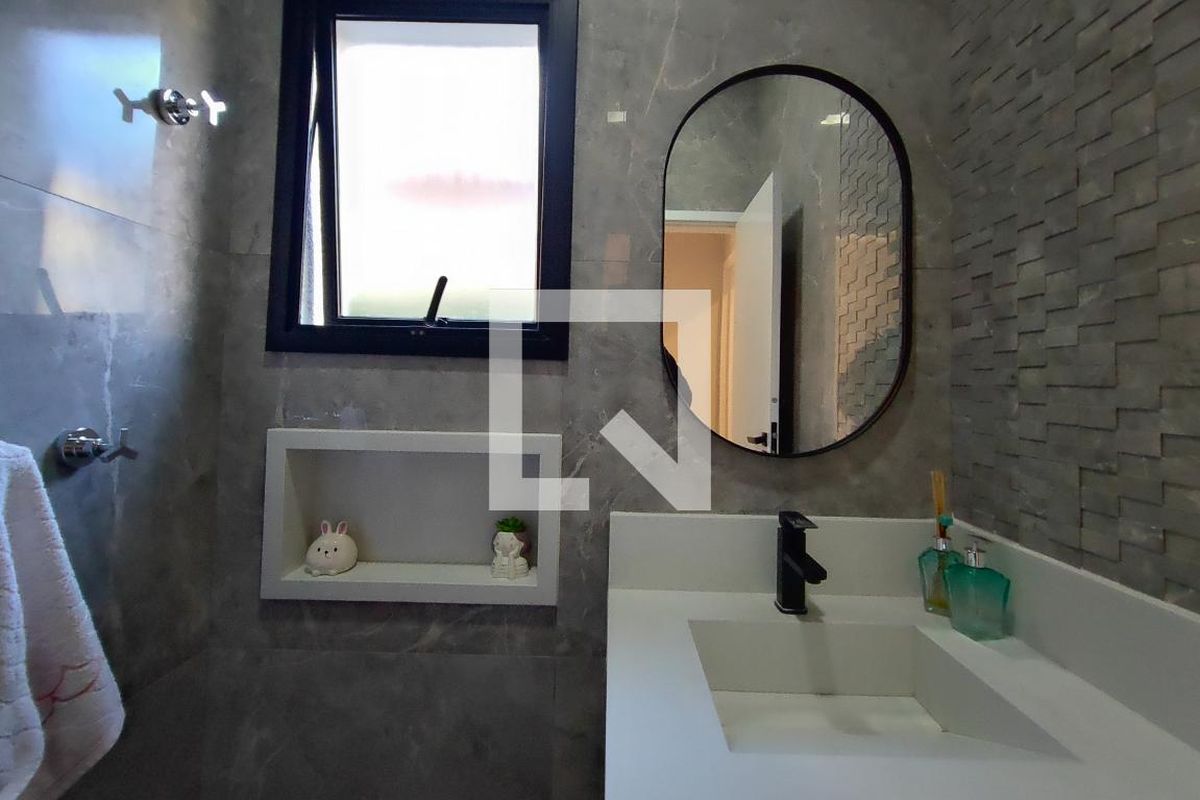 Casa à Venda - Swiss Park, 4 Quartos,  340 m2 em , Campinas - sp | SoloBR