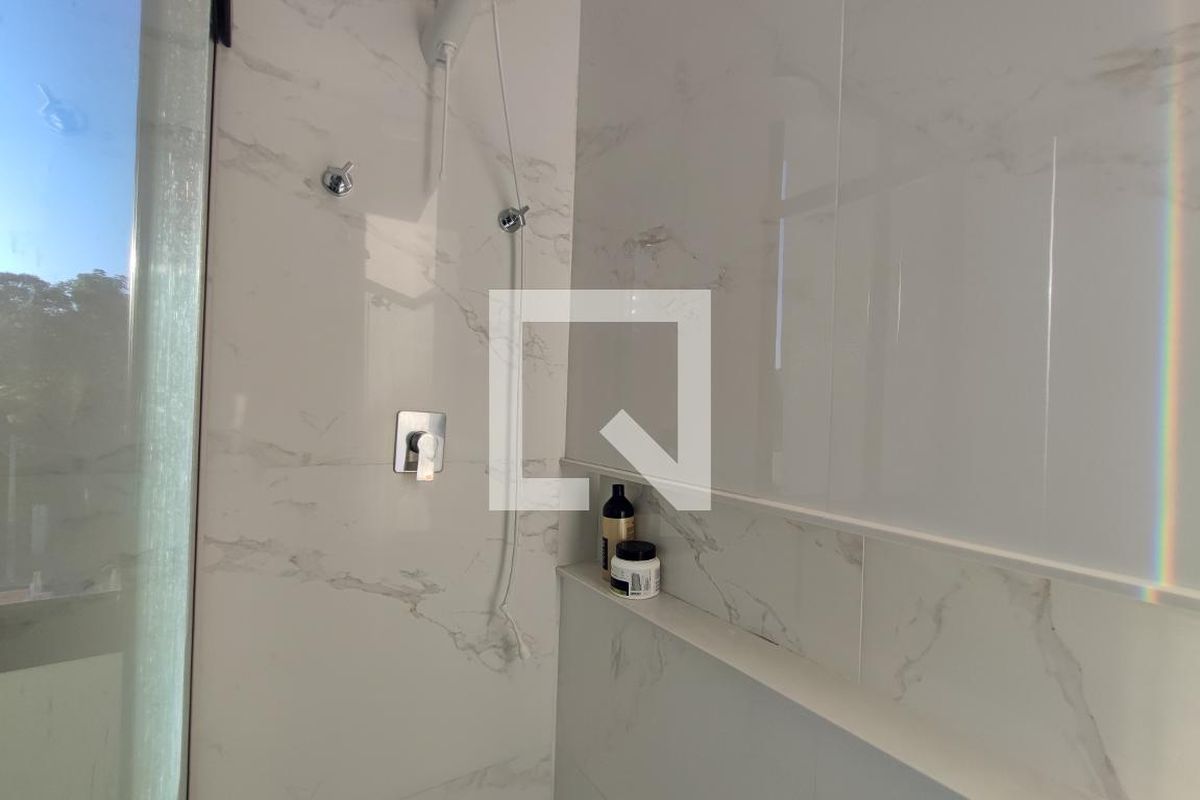 Casa à Venda - Swiss Park, 4 Quartos,  340 m2 em , Campinas - sp | SoloBR