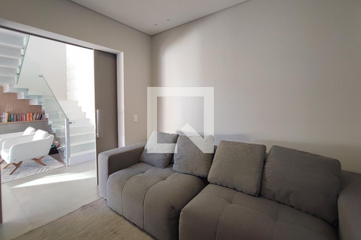 Casa à Venda - Swiss Park, 4 Quartos,  340 m2 em , Campinas - sp | SoloBR
