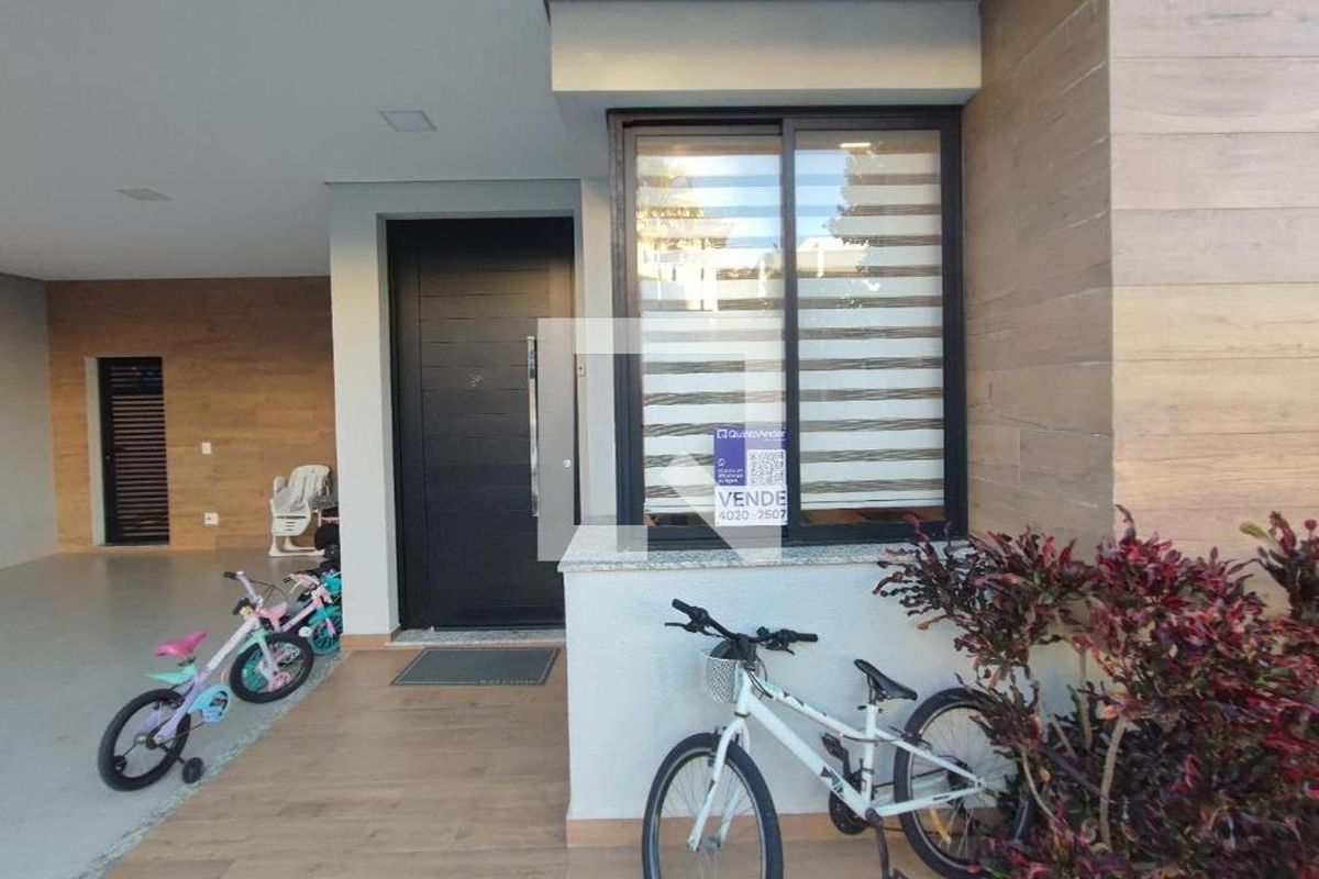 Casa à Venda - Swiss Park, 4 Quartos,  340 m2 em , Campinas - sp | SoloBR