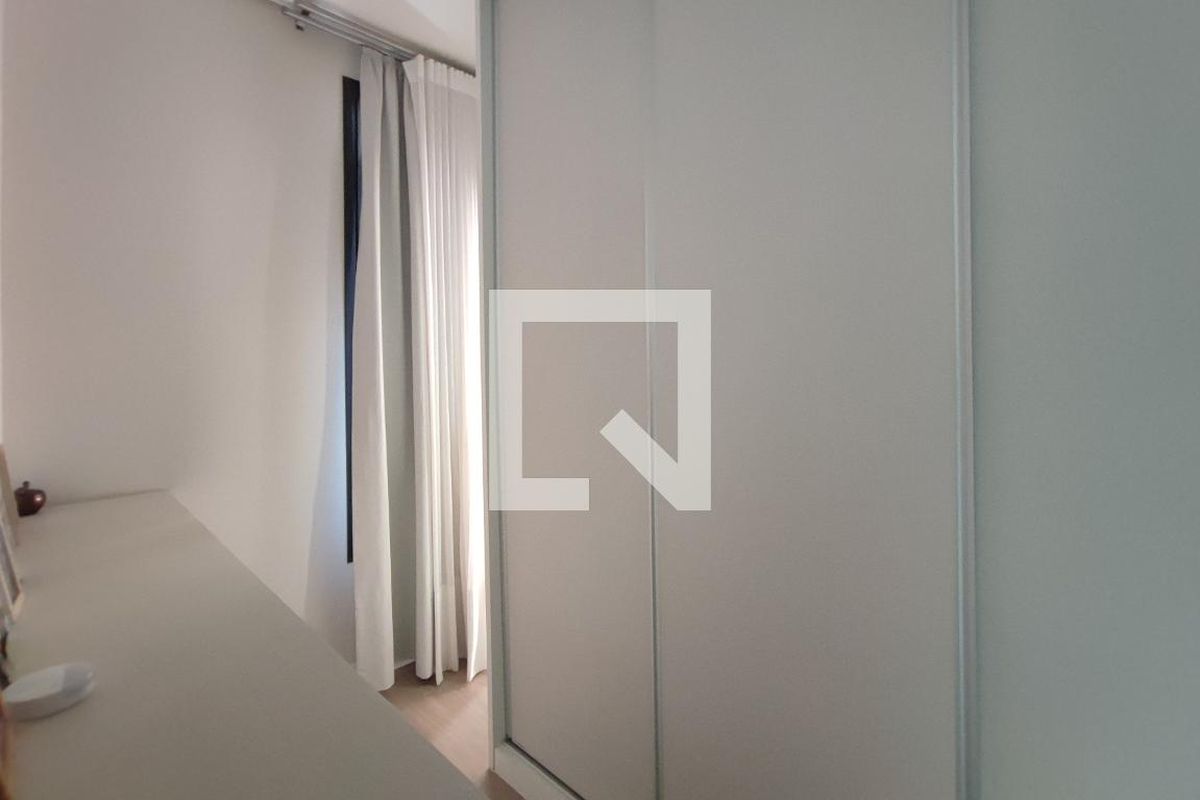 Casa à Venda - Swiss Park, 4 Quartos,  340 m2 em , Campinas - sp | SoloBR