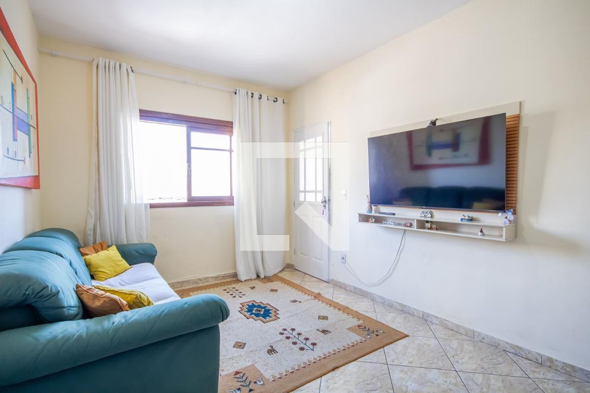 Casa, 2 quartos, 220 m² - Foto 2