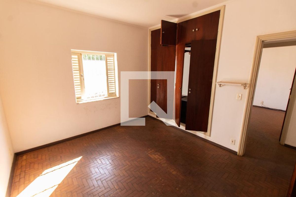 Casa à Venda - Barão Geraldo - Centro, 3 Quartos,  170 m2 em , Campinas - sp | SoloBR