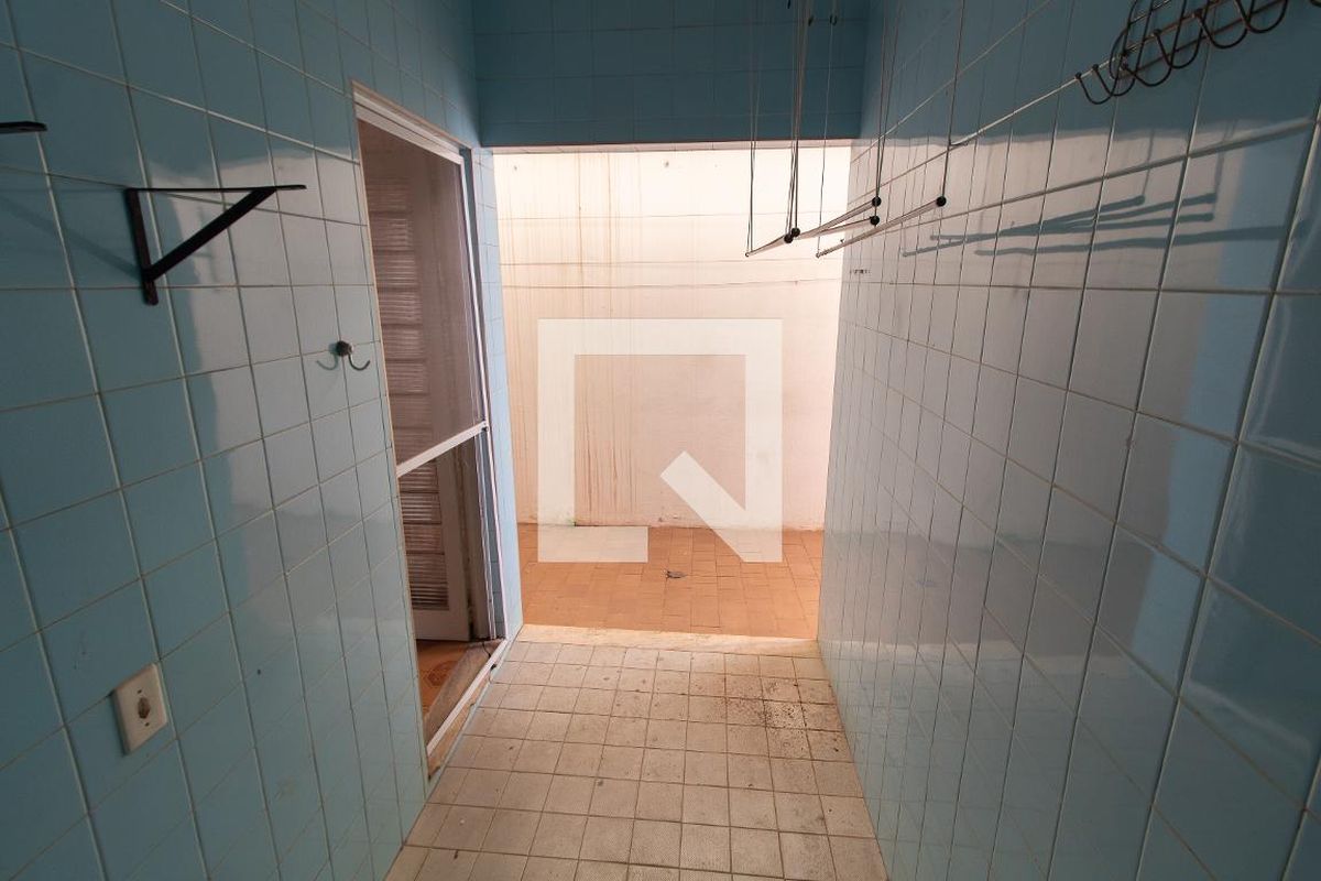 Casa à Venda - Barão Geraldo - Centro, 3 Quartos,  170 m2 em , Campinas - sp | SoloBR