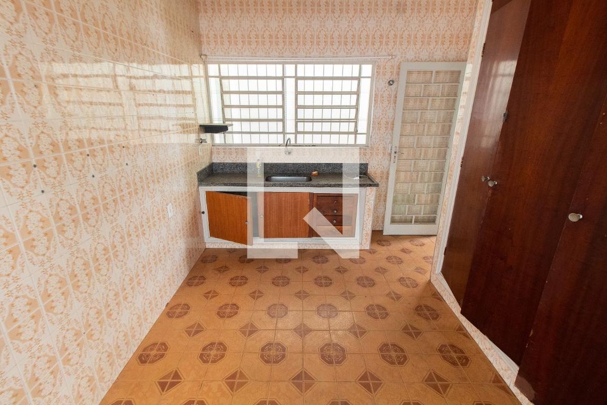 Casa à Venda - Barão Geraldo - Centro, 3 Quartos,  170 m2 em , Campinas - sp | SoloBR