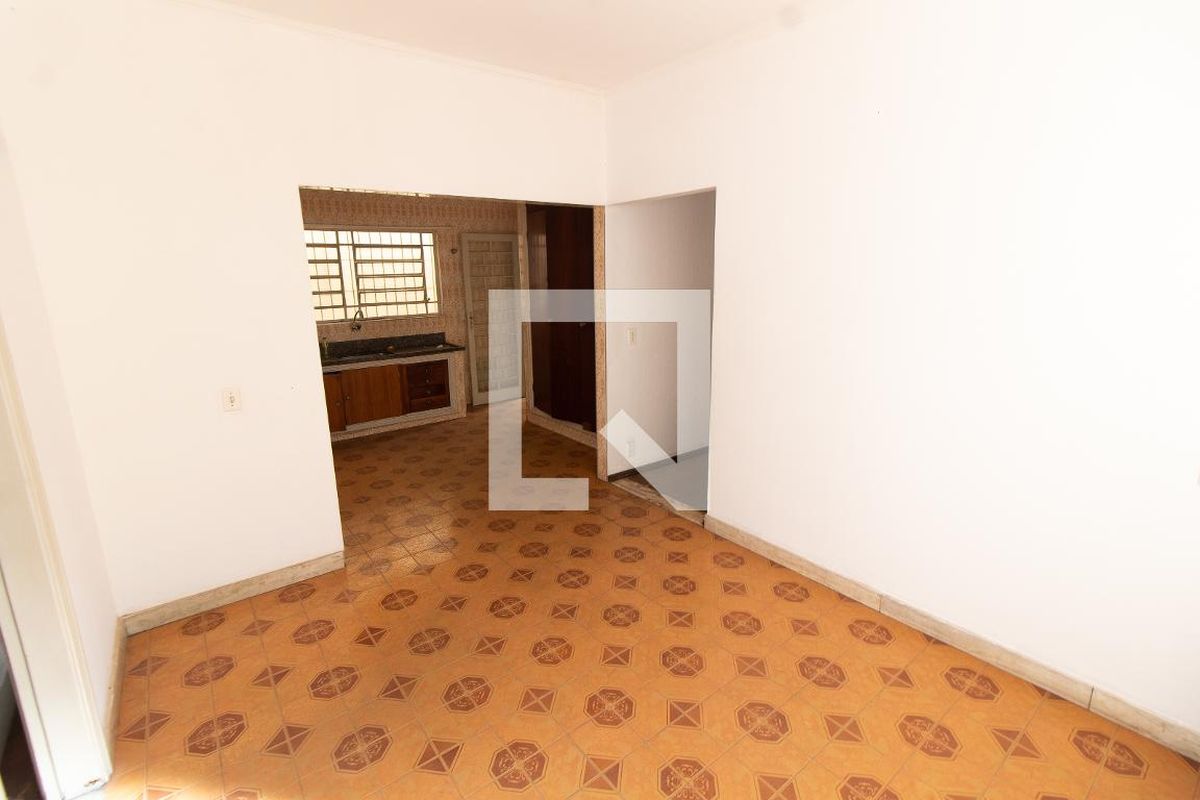 Casa à Venda - Barão Geraldo - Centro, 3 Quartos,  170 m2 em , Campinas - sp | SoloBR