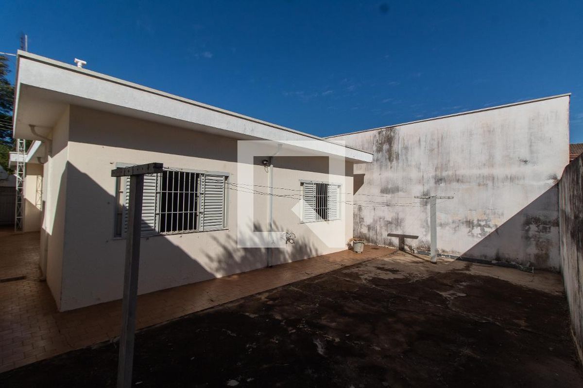 Casa à Venda - Barão Geraldo - Centro, 3 Quartos,  170 m2 em , Campinas - sp | SoloBR