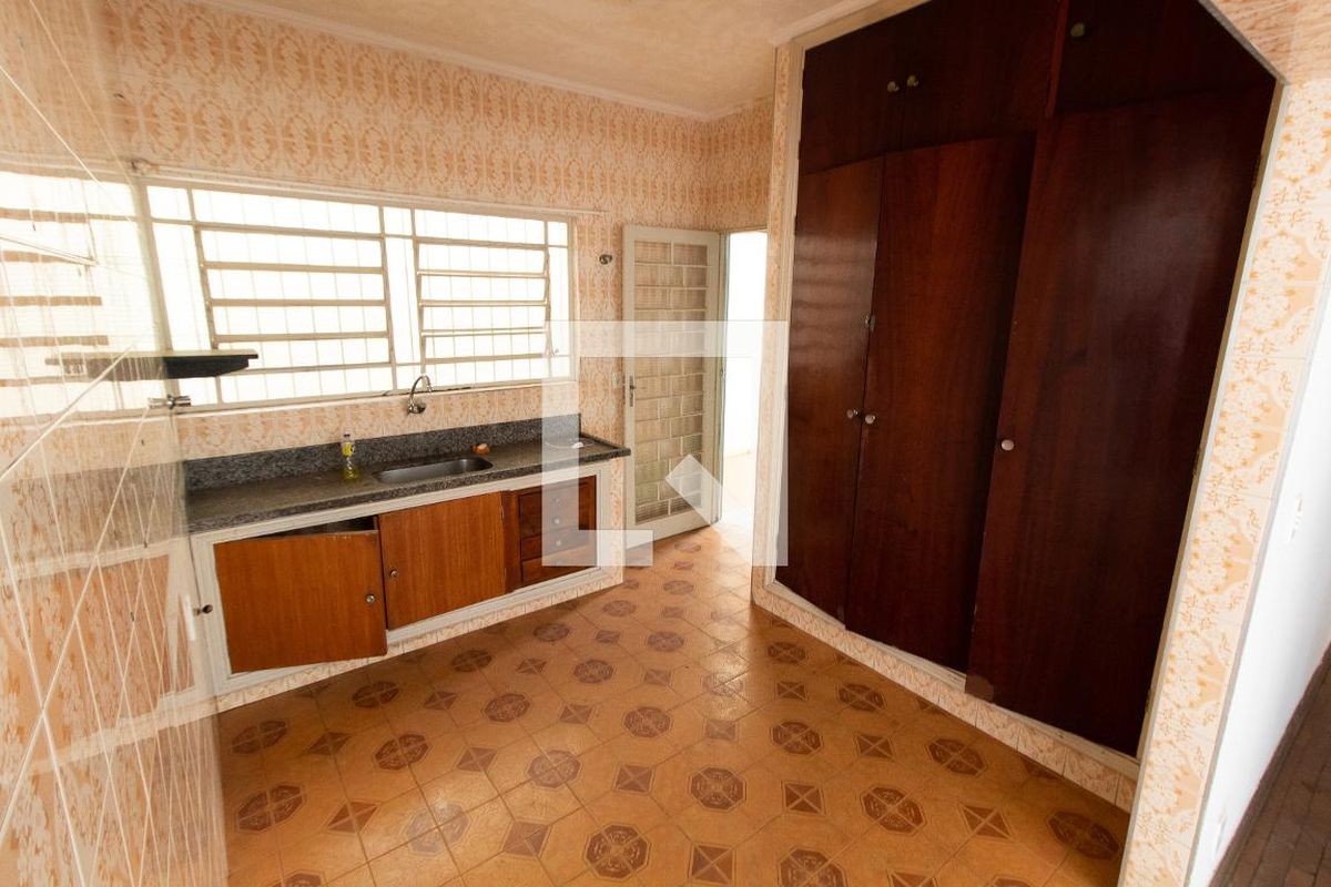 Casa à Venda - Barão Geraldo - Centro, 3 Quartos,  170 m2 em , Campinas - sp | SoloBR