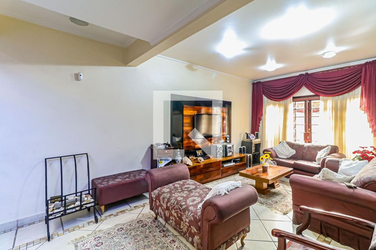 Casa, 3 quartos, 185 m² - Foto 2