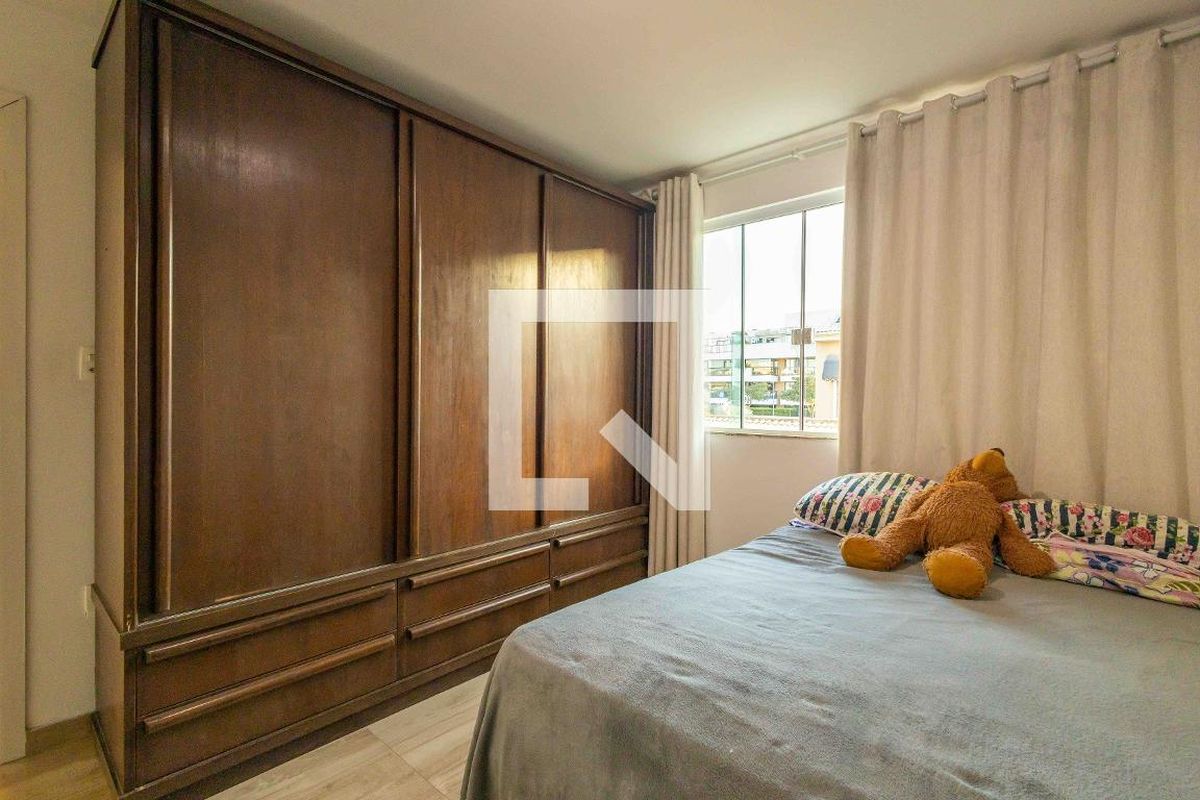 Casa, 4 quartos, 270 m² - Foto 34