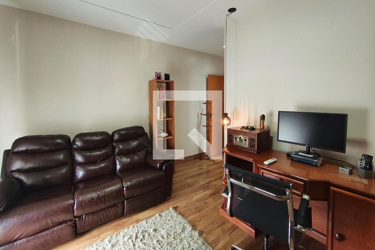 Casa à Venda - Swiss Park, 4 Quartos,  384 m2 em , Campinas - sp | SoloBR