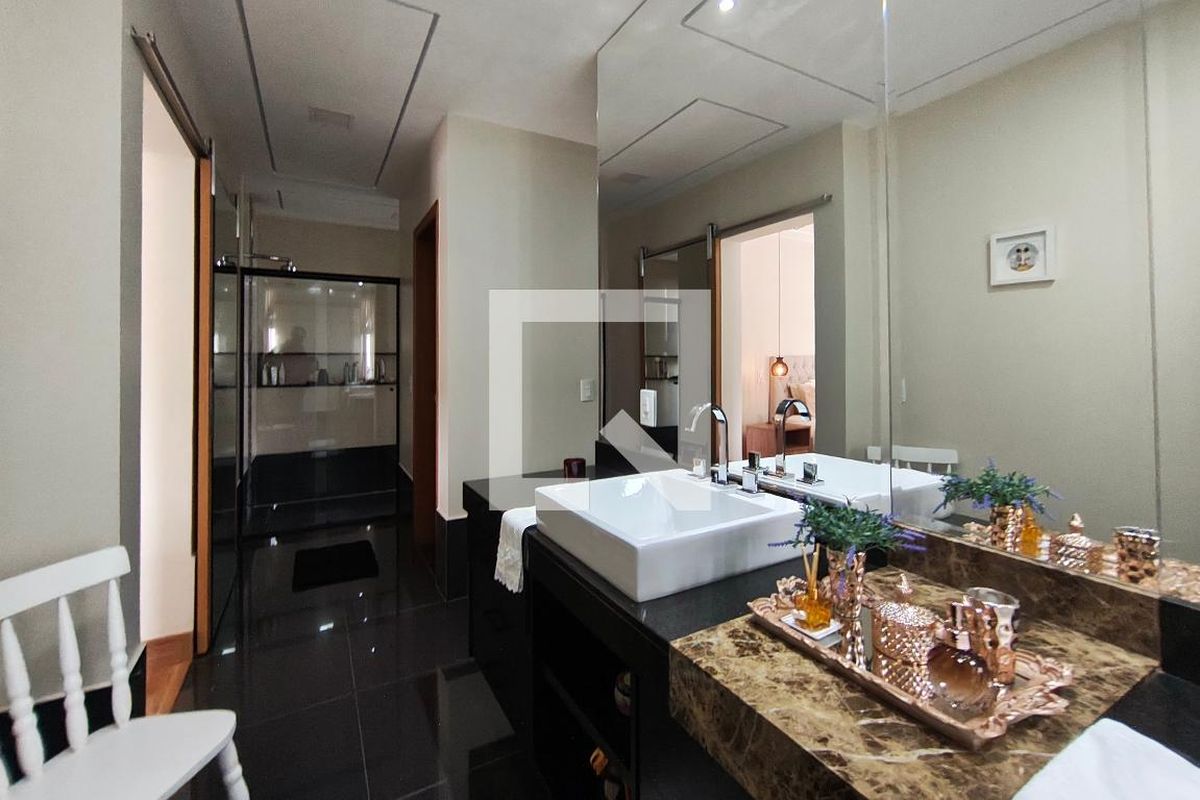 Casa à Venda - Swiss Park, 4 Quartos,  384 m2 em , Campinas - sp | SoloBR