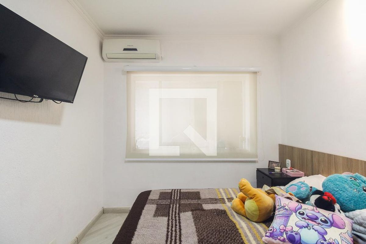 Casa, 3 quartos, 240 m² - Foto 28